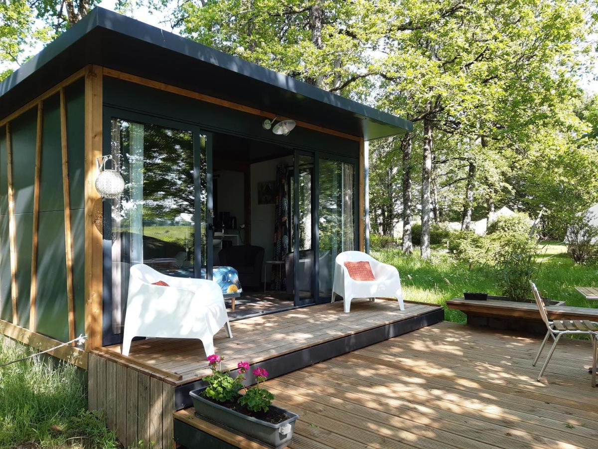 Camping Etang Du Camp Senergues Esterno foto